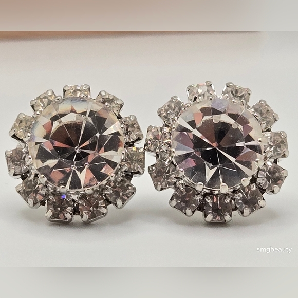 Vintage Crystal Stud Earrings Large Round & Clear Accent Stones 3/4” Bridal - Picture 4 of 9